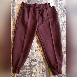 Nike Sportswear Tech FleeceWomen's Mid-Rise Joggers